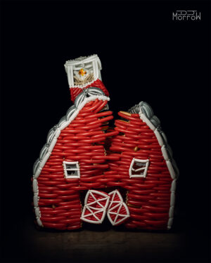 rift barn balloon sculpture